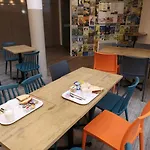 Hotelf1 酒店