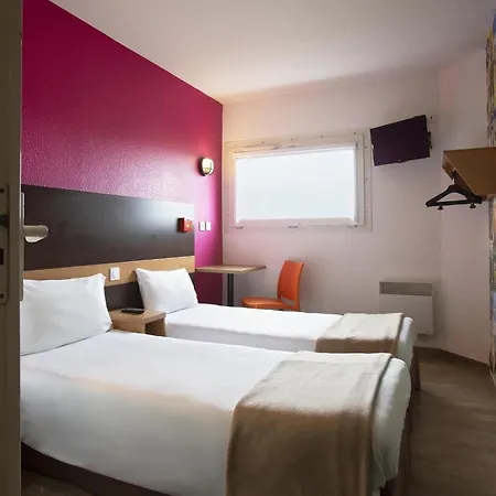 Hotelf1 Otel Nemours