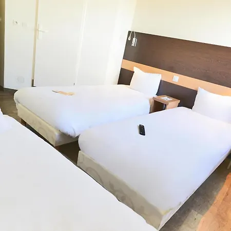 فندق Hotelf1 نمور