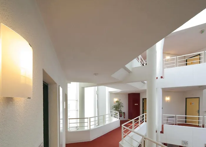 Hotelf1 Отель Немур